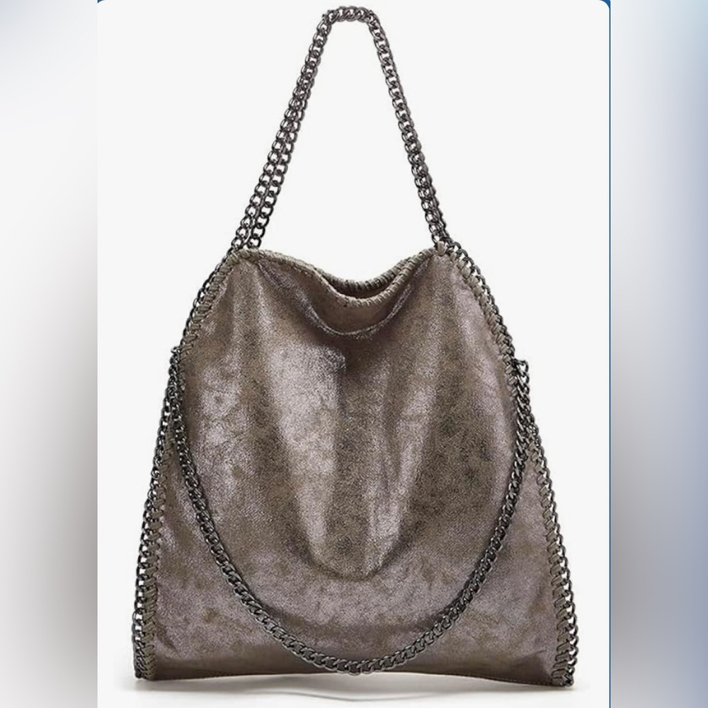 NWOT Fashion Inspired Silver/Gray Crossbody/Shoulder Bag Silver Chain Hardware